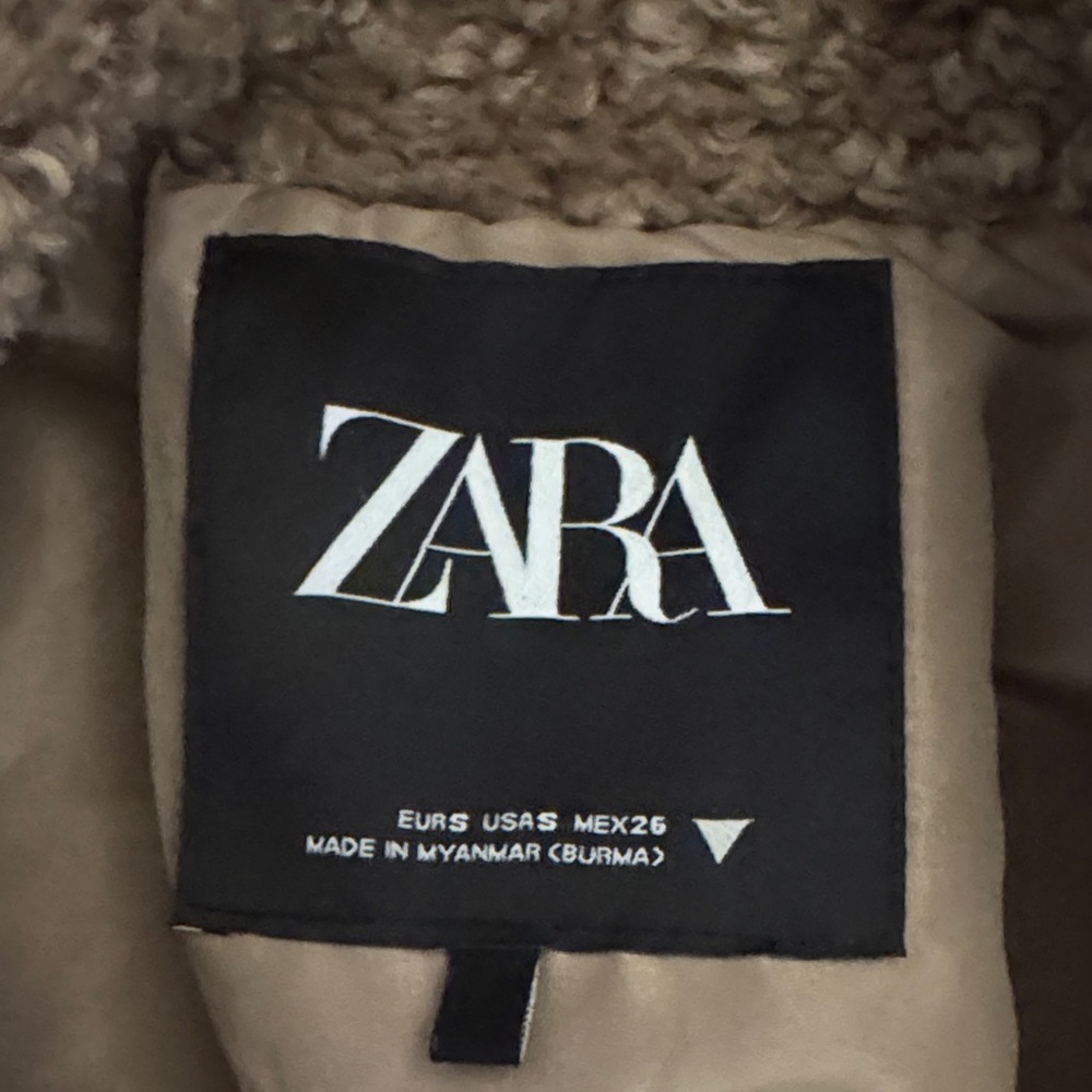 Zara Women’s Cozy Brown Pea Coat - Picture 3 of 4